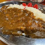 Sachitei - 『牛すじカレー(サラダ付)』の牛すじカレー