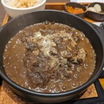 209130578 - カレー（大根サラダと福神漬け等付）