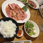 ヤキニク OHANA - カルビランチ