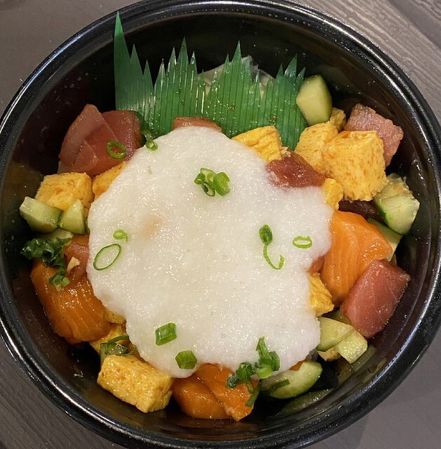 魚丼 国分町店 （UODON） - 勾当台公園/海鮮丼 | 食べログ