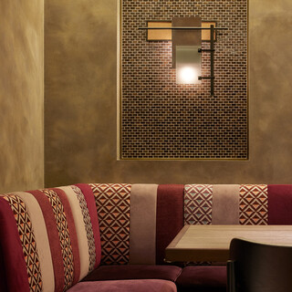 【シーンで選べる】ゆったりソファー席、カウンター席、完全個室