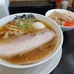 Shokudou Hasegawa - 醤油ラーメン　ミニ豚丼