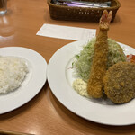 Shichijou - メンチカツ、エビフライ盛り合わせ(ランチ)ご飯半量