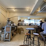 オールシーズンズ コーヒー - 店内の様子