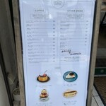 オールシーズンズ コーヒー - お店の外のメニュー看板