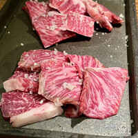 炭火焼肉 希林 - カルビとハラミ