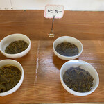 おふくろ亭 - もつカレー
      2023/06/23
      ホル鍋定食 大飯 ニンニク 600円
      もつカレー 100円