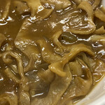 おふくろ亭 - 2023/06/23
      ホル鍋定食 大飯 ニンニク 600円
      もつカレー 100円