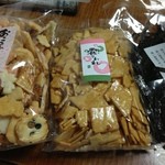 白木 - 割れ煎餅真ん中のが１００円