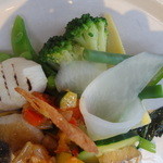 ラ ヴォワール - （メインディッシュ）築地より本日の鮮魚（さわら）のポワレには、フランス野菜のマコモ茸を使っています