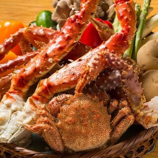 还可以品尝到，使用雪蟹，帝王蟹，毛蟹等制作的螃蟹料理