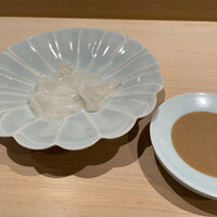 すし宮川 - ウマヅラハギ（カワハギの仲間）肝醬油と