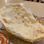 KC CURRY HOUSE - ナン