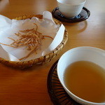 Roan Matsuda Sasayama Ten - 蕎麦のから揚げとどくだみ茶