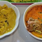 バナナリーフ - 左は野菜カレー、右はチキンカレー