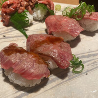 焼肉 にくなべ屋 神戸びいどろ 北野坂店 - 