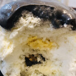 こひる庵 - 中にはマンゴークリームと胡桃