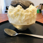 こひる庵 - 真っ黒つやつやの黒ゴマあん