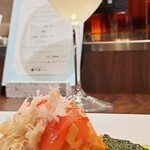 鉄板焼 円居 - ズワイガニとトマトの盛り合わせ