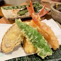 自家製粉石臼挽きうどん 青空blue 本店 - 