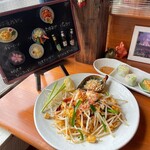 マッサマン タイキッチン - 