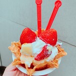 コールド・ストーン・クリーマリー - 