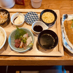 木鶏 - アジフライ定食(刺身付)＝1380円