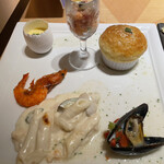 ブッフェアンドカフェ スロープサイドダイナー ザクロ - 