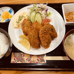 辰味庵 - カキフライ定食＝900円