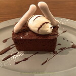 イレール人形町 - イレールスペシャリテ ”ガトーショコラ”