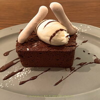 イレール人形町 - イレールスペシャリテ ”ガトーショコラ”