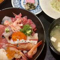 味菜 - これで1100円！海鮮丼
