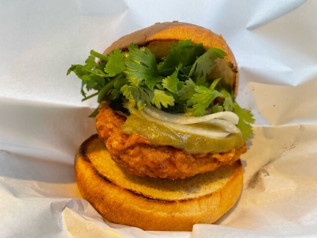 FRESHNESS BURGER Nishi Waseda Ten photo 3