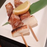 旬菜酒房・珈琲館　いなせ - ネギマ、４００円です➰良い塩加減➰(o^∀^o)