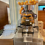 ホテル ユニバーサル ポート - 生搾りオレンジジュース