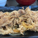 Yoshinoya - 牛皿定食(小盛) 624円。