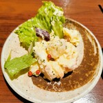 Tawaraya - ソーセージと玉子のポテトサラダ ¥650 (取り分け後)