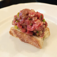 LOVAT - Amuse 黒毛和牛タルタル
