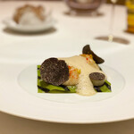 ロオジエ - 長崎産うちわ海老　日向夏の香り
      野菜のミジョテ　晩白柚と黒トリュフ
      «緑と黒»ゼブラのパスタ
      クルスタッセのエマルジョン