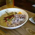 うるまんま - 島野菜のマッサマンカレー