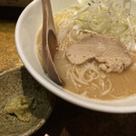 串焼家 夢丸 - 〆の鶏ラーメン