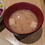 Emmi Chi Shokudou - ランチに付属の味噌汁