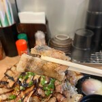 炭火焼き豚丼専門店 豚小家 - 