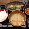 炭火焼干物定食 しんぱち食堂 人形町店