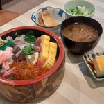 Sushi Fujikawa - 海鮮丼定食