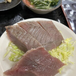 かちどき食堂 - 鰹(カツオ)の刺身定食