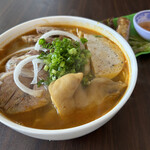 GIA DINH - ブン・ボー・フェ。