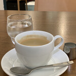 ミルク&パフェ よつ葉ホワイトコージ 札幌ステラプレイス店 - 