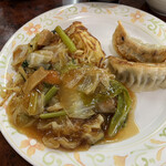 中華レストラン太郎 - 弍の皿　あんかけ焼きそば、餃子