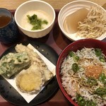 Nidaime Jimpachi - しらす飯定食（980円）